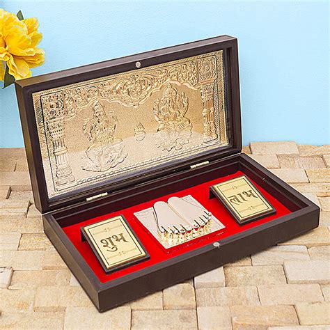 Buysend 24 Carat Gold Foil Lakshmi Ganesha Pooja Box Online Ferns N