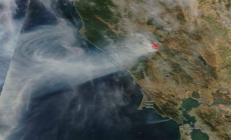 Kincade Fire Satellite Photos Show Smoke From Ca Wildfire The