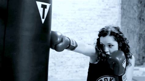 Nicole Punching Bag Work Female Boxing Spokane Boxing Youtube