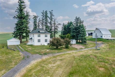 Circa Hobby Farm For Sale W Lovely Views And Outbuildings On Acres Washington State