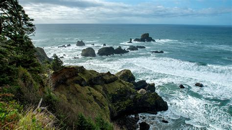 The Oregon Coast is pretty stunning - Ecola State Park [4211 × 2368] [OC] : EarthPorn
