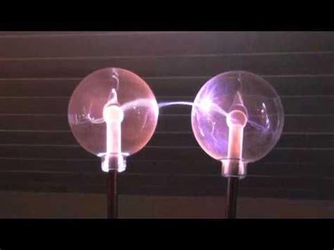 Make your event more thrilling with cheap and trendy plasma ball available at alibaba.com. Plasma Globe hack from a regular light bulb wireless power - YouTube | Plasma globe, Plasma ...