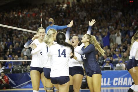 BYU Womens Volleyball Earns Trip To Sweet 16 With 3 1 Victory Vs Utah