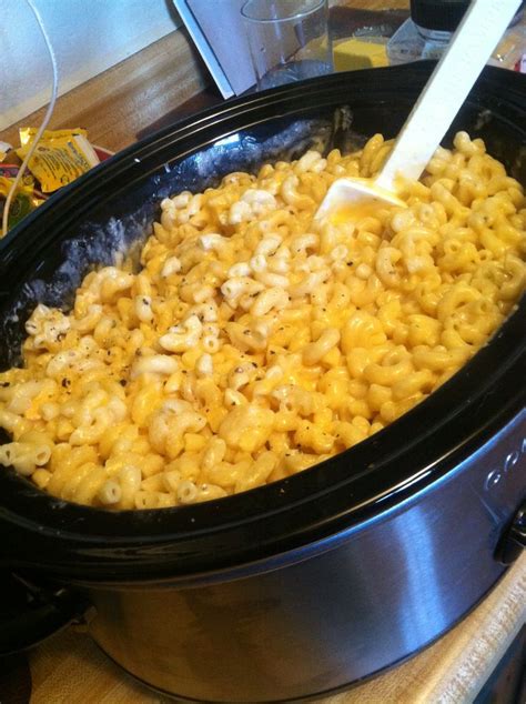 Add the drained macaroni and stir again. Paula deans crock pot Mac n Cheese:) | Give me that ...