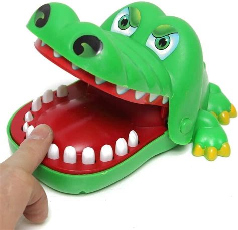 Snapping Crocodile Game Mini Travel Tooth Dentist Finger Biting Croc
