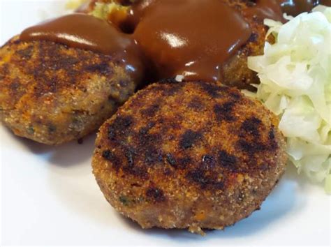 A rissole (from latin russeolus, meaning reddish, via french in which rissoler means to make redden) is a small patty enclosed in pastry, or rolled in breadcrumbs, usually baked or deep fried. Hunters Beef Rissoles or Hamburger Patties by Cozzy. A Thermomix ® recipe in the category Main ...