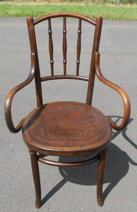Bentwood makes it strong and flexible, its design follows your body for comfort, while its soft bounce will turn you into a fan the moment you sit down. Bentwood Armchair | 177097 | Sellingantiques.co.uk