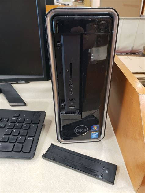 Dell Inspiron 3647 Desktop Computer With Monitor Keyboard Mouse And Cords