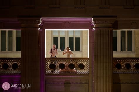 Get ready for your city hall photography. Cleveland Ohio City Hall Rotunda Wedding