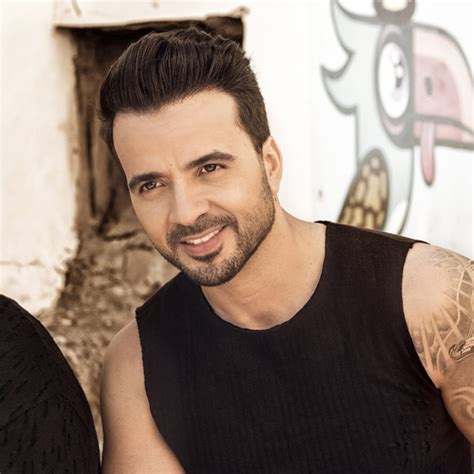 1 on this week's #latinairplay chart. Letra Claridad - Luis Fonsi