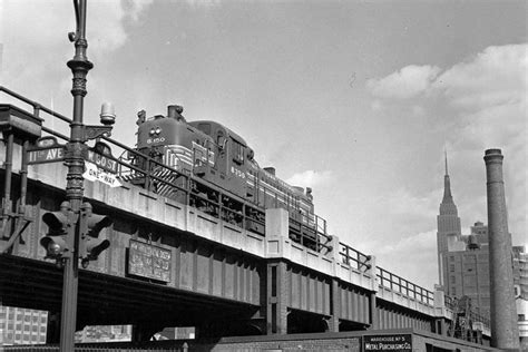 Locomotive On The High Line New York Central Railroad High Line Nyc