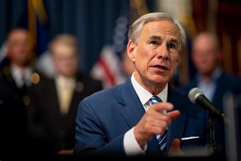 Abbott increases state emergency preparedness level for Hurricane Beryl