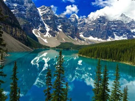 Moraine Lake Picture Of Banff National Park Canadian