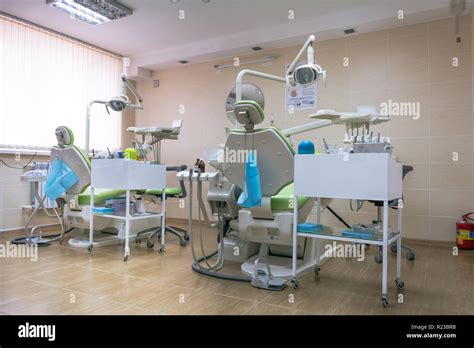Interior De Estomatología Clínica Dental Con Los Profesionales De La