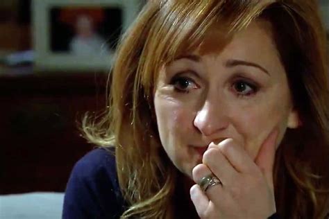 emmerdale fans in tears as dementia sufferer ashley thomas returns in heartbreaking video to