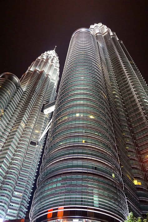 The Magnificent Petronas Towers - Nick's Travel Bug