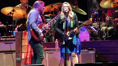 Tedeschi Trucks Band 070718 Tell The Truth Gilford Nh Bank Of New Hampshire Pavilion Youtube