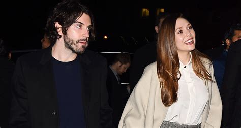 Elizabeth olsen 'casually' reveals she has married robbie arnett when she calls him her 'husband' during wandavision interview. Elizabeth Olsen & Boyfriend Robbie Arnett Couple Up at ...