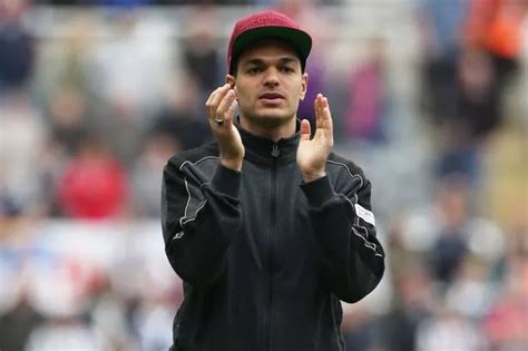 exclusive newcastle united s hatem ben arfa contacts the chronicle to say farewell to the fans