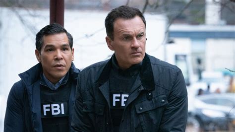 Fbi Most Wanted Season 1 Release Date Trailers Cast Synopsis And Reviews