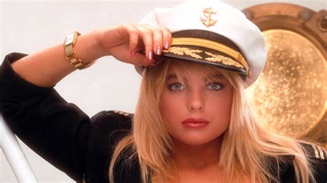 Playboy Beautiful Hd Wallpaper Erika Eleniak Hd