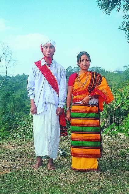 Dresses Of Assam Traditional Assamese Costumes