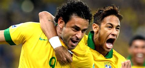 esˈpaɲa ( escutar (ajuda·info))), oficialmente reino de/da espanha (reino de españa),nt 1nt 2 é um país principalmente localizado na península ibérica na. MEGAMANCHETÃO Neymar e Fred - Brasil x Espanha (Foto ...