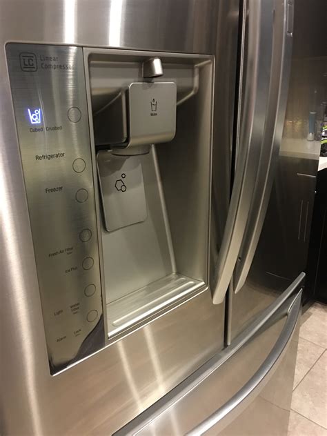 1) choose the symptom that best describes your issue. Top 1,698 Complaints and Reviews about LG Refrigerators ...