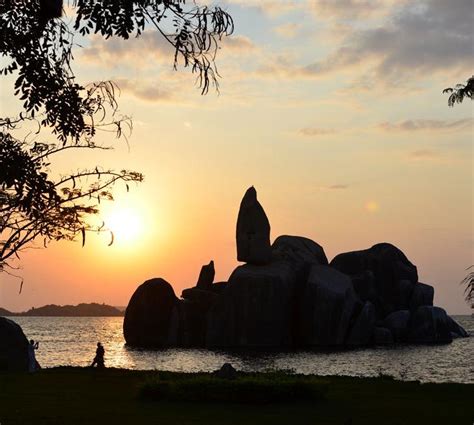 Bismarck Rock En Mwanza 1 Opiniones Y 5 Fotos