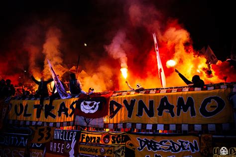 Dynamo dresden kehrt in die zweite. Eintracht Braunschweig - SG Dynamo Dresden 10.04.2017 ...