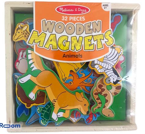 New In Box Melissa And Doug Wooden Magnetic Animals In A Box Set Of 32