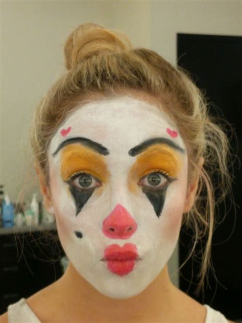 Female Clown Cute Clown Clown Faces Make Up Art Girl Tips Photography Women Face Painting