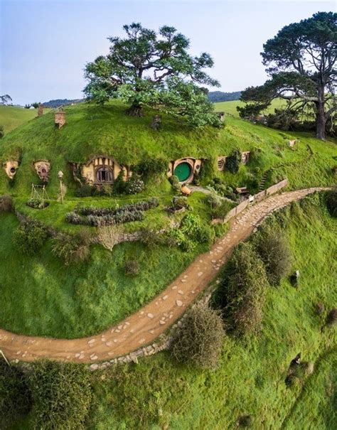 Hobbiton Hobbit Hole The Hobbit Casa Do Hobbit Underground Homes