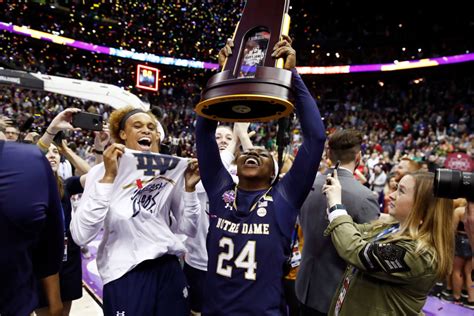 How Notre Dame Womens Basketball Won The Ncaa Championship In The Final Seconds Pbs Newshour