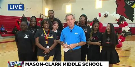 Mason Clark Middle School Shows School Pride And Celebrates Avid