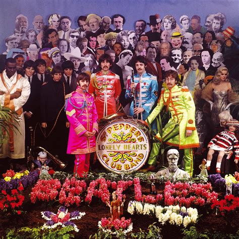 Sgt Peppers Lonely Hearts Club Band（super Deluxe Edition）を聴きながら新聞を読む