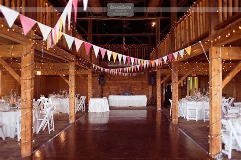 Wedding & events venue on smith lake. Boston Outdoor Wedding Photography - Smith Barn - Jessica ...