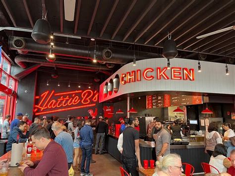 Hattie B S Hot Chicken Nashville Coment Rios De Restaurantes