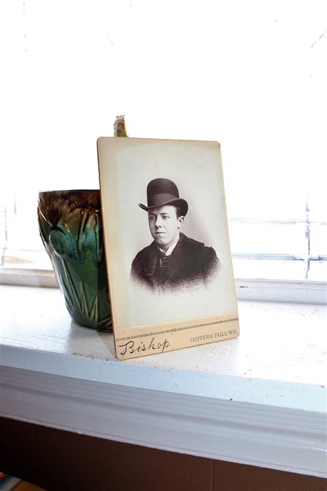 Antique Photograph Edwardian Man In Bowler Hat 1800s Cabinet Card