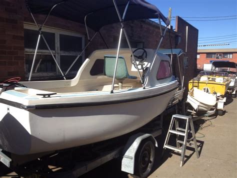 Deltacraft Angler M Half Cabin F Glass Launch Hp Stroke Regd Gal Trailer For Sale From