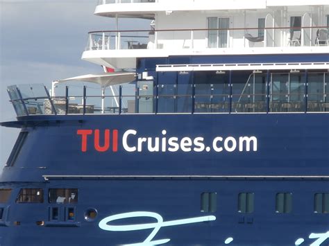 Tui Cruises Big Mein Schiff 6 Sneaks Into Port At Heraklion Hot Sex Picture