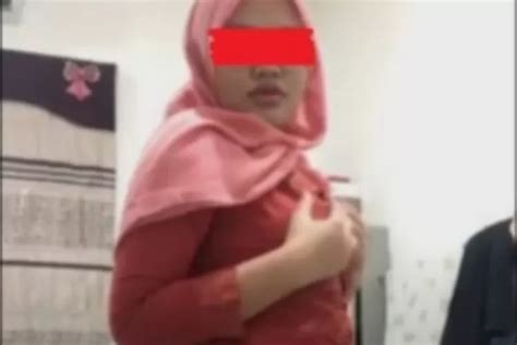 Viral Terbaru Link Video Kebaya Merah Versi Jilbab Suara Desahan
