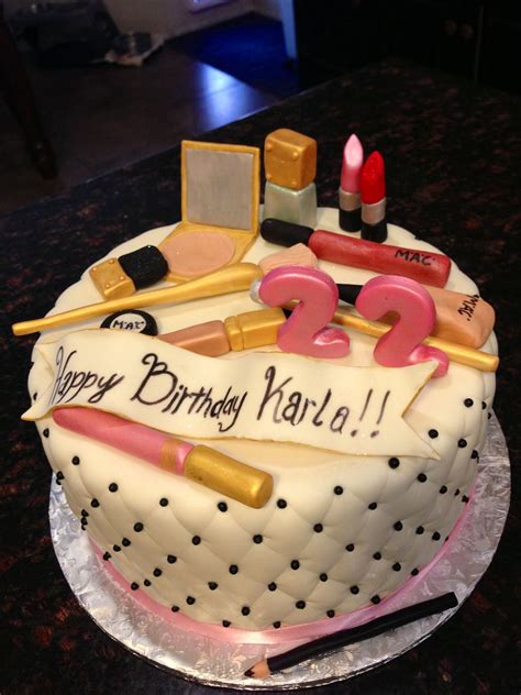 Girly purse birthday cake by rebecca. MAC make up cake. | Make up cake, Girly cakes, Girl cakes