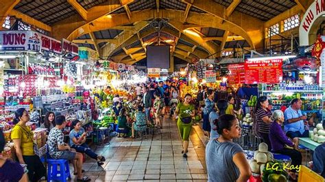 Ben thanh market is a great place to try the traditional food of south vietnam in the style the local eat it at the same prices the locals pay for it. Excelente lugar para comprar souvenirs - Opiniones de ...