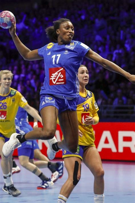 Qui Est La Capitaine De Léquipe De France De Handball Siraba Dembélé
