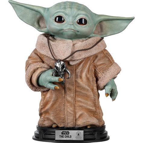 Baby Yoda Life Size Statue Is Now Available Geekspin