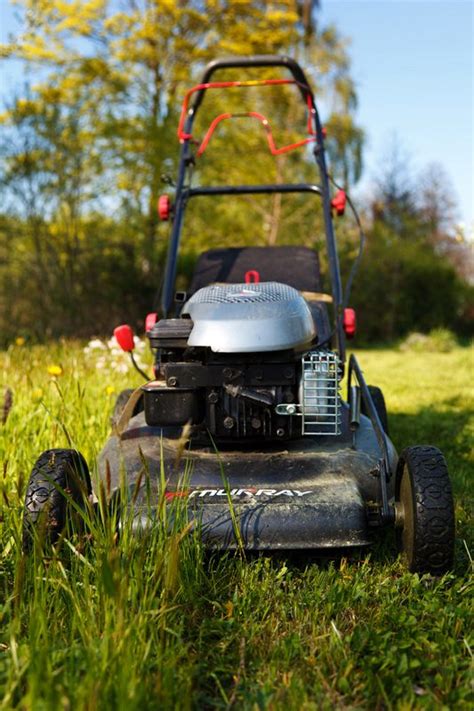 Spring's Here: Get Your Lawn Mower Ready to Work
