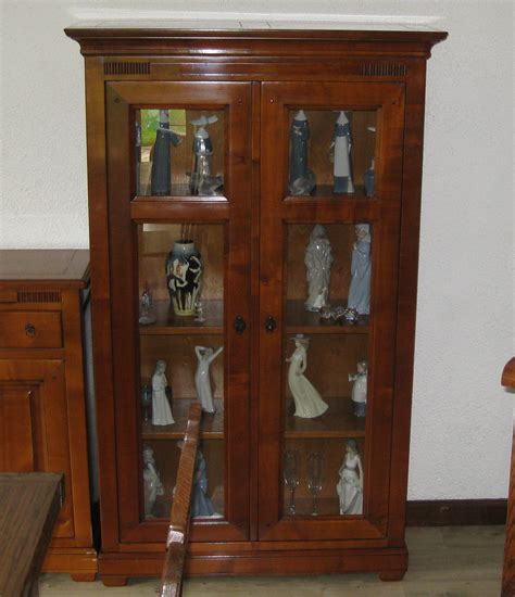 Browse gumtree free online classifieds for display cabinets from sellers in south africa. Fine quality reproduction solid cherry wood display ...