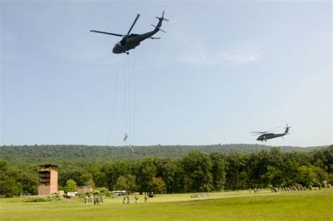 Fort Indiantown Gap Hosts Inaugural Air Assault Course Article The