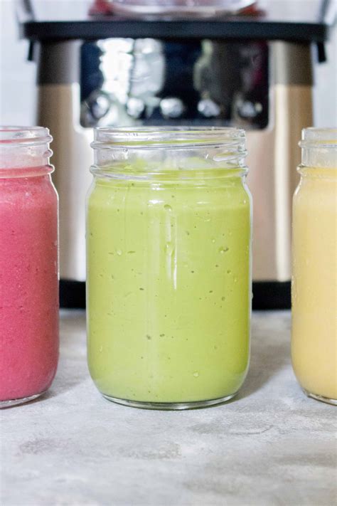 The Ultimate Smoothie Guide - Carmy - Run Eat Travel